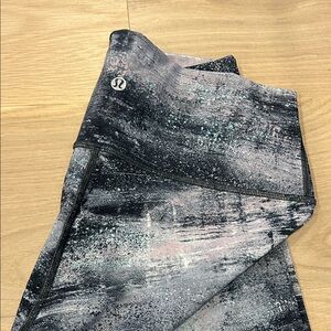 lululemon athletica leggings size 8